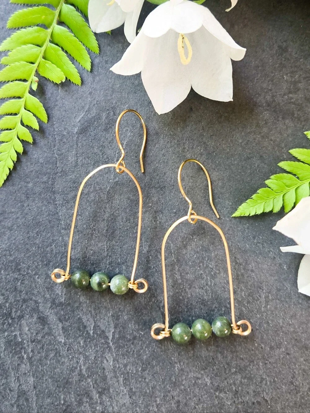 NWT Artisan-Made Serpentine Brass Frame Earrings